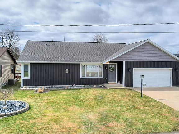3rd image of 4314 Harmony Dr