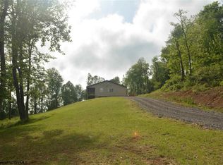 393 Larew Rd, Newburg, WV 26410