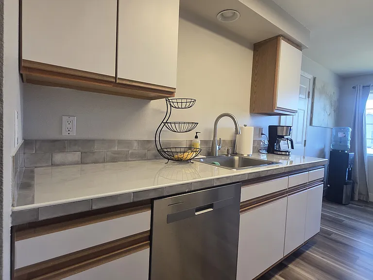 7024 Pierce Dr N — Photo 10