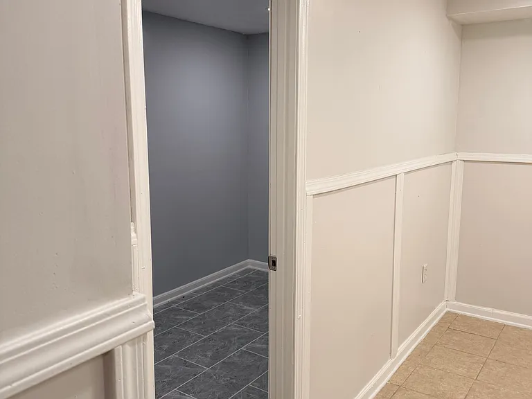 5040 Redan Rd #BASEMENT — Photo 25