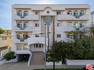 1315 S Saltair Ave APT 302, Los Angeles, CA 90025