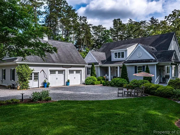1634 Riverwood Dr, Lancaster, VA 22503