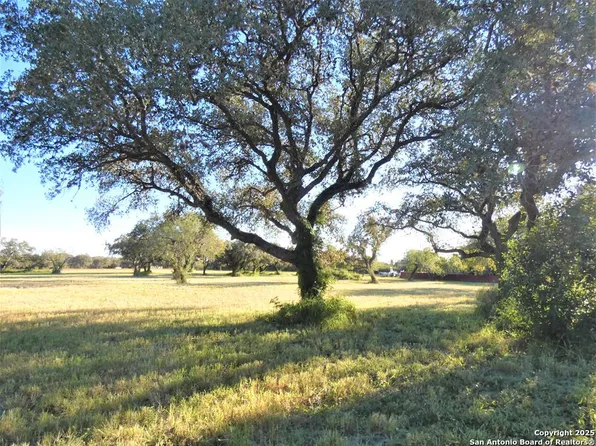 0 Bronco Lane, Beeville 78102