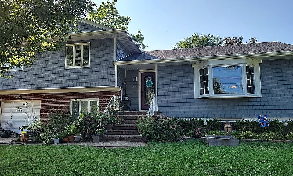 1st image of 255 Vineland Ave