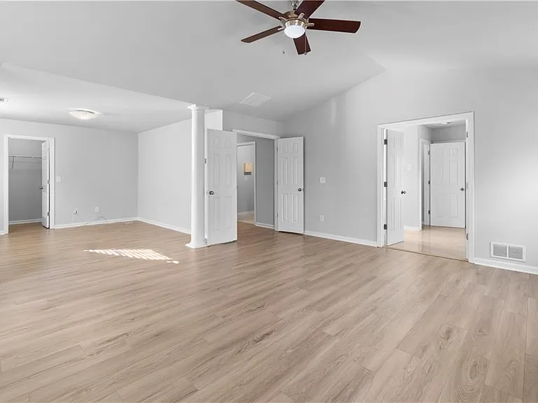 578 Briarhurst Ct — Photo 14