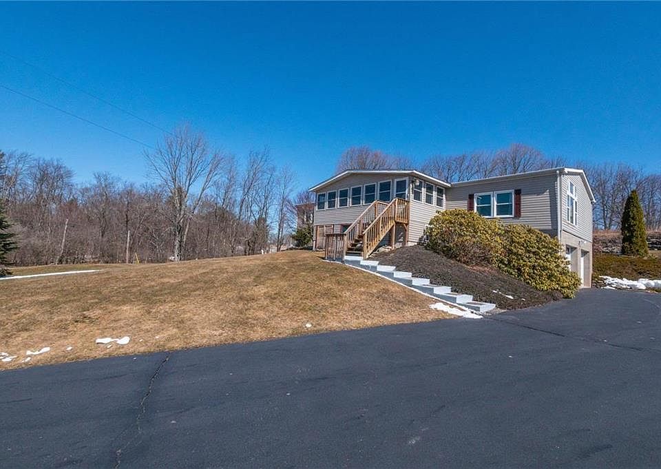 214 Elk Lake Dr, Waymart, PA 18472 Zillow