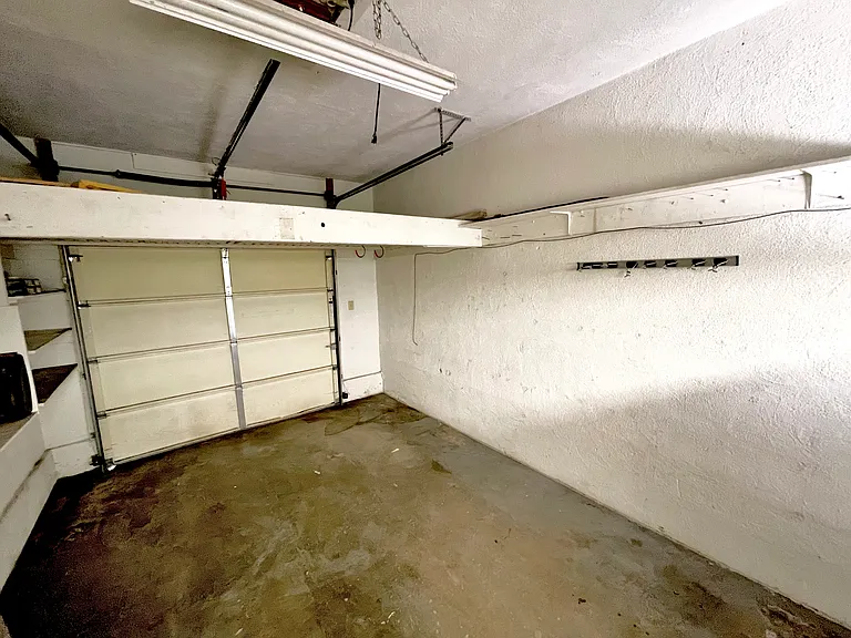 1773 Palmer Park Blvd — Photo 38