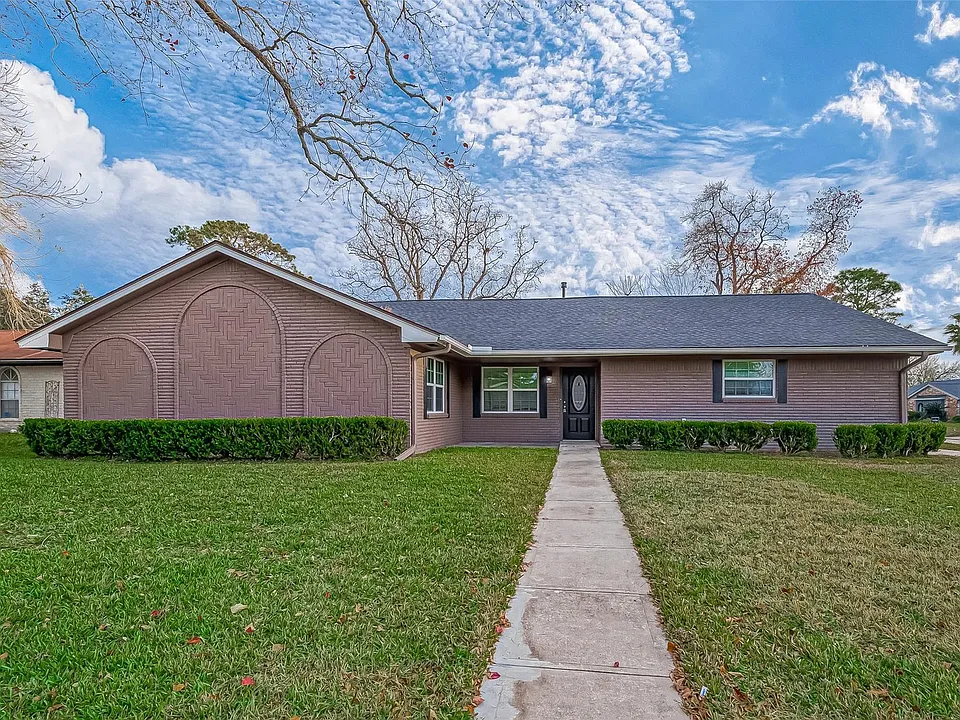 909 Oak Vista Ct