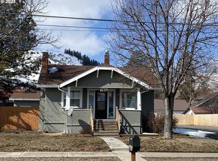 1104 2nd St, La Grande, OR 97850