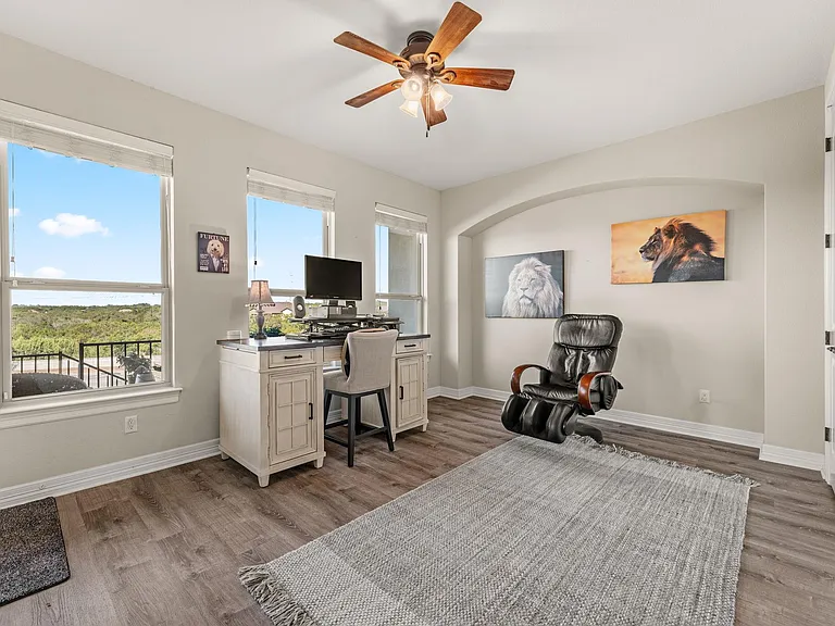 319 Lombardia Dr #21B — Photo 18