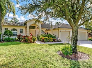 340 10th St SE, Naples, FL 34117