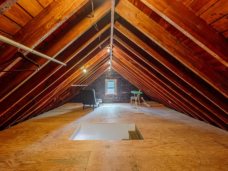 240 Van Buren St NW — Photo 28