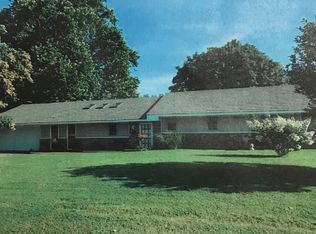 13544 Oak Park Dr, Siloam Springs, AR 72761