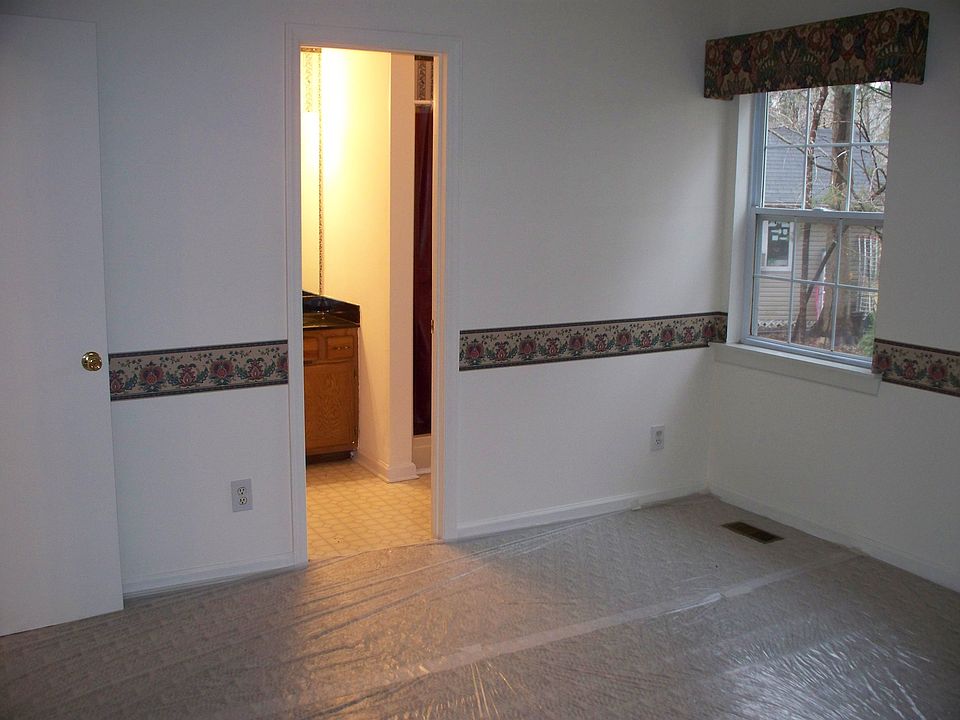 1st image of 159 Mills Forest Ln