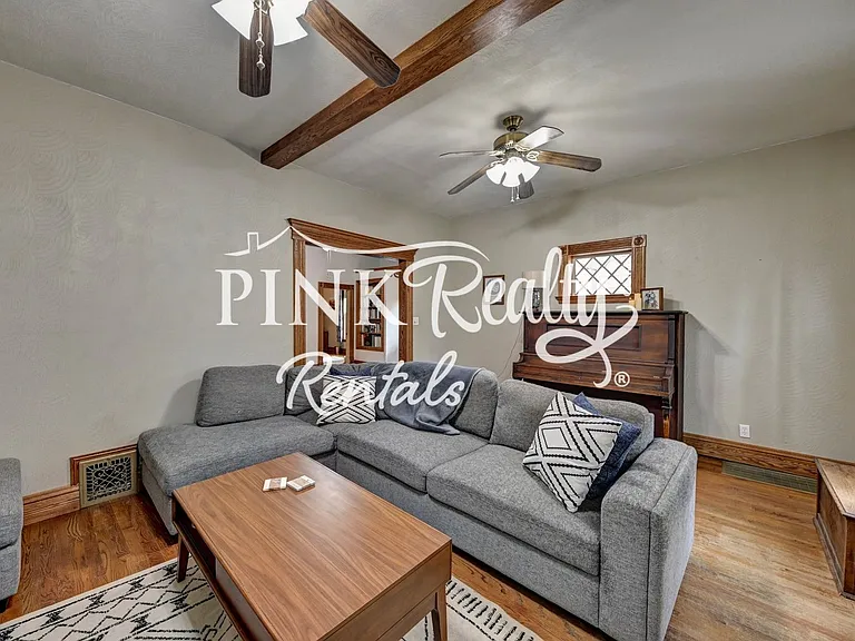 1610 W Kiowa St — Photo 13