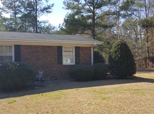 676 Maynard Lake Rd, Erwin, NC 28339