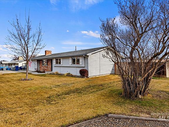 2nd image of 1204 Teton Ave