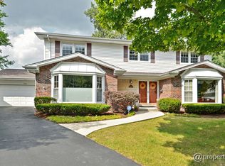 2808 Knollwood Ln, Glenview, IL 60025