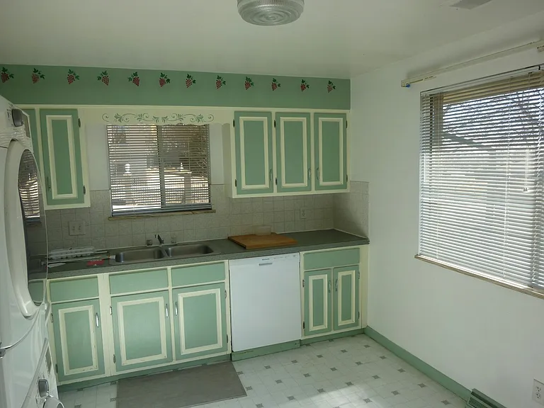 2955-2959 N Newton St #2955-A — Photo 16