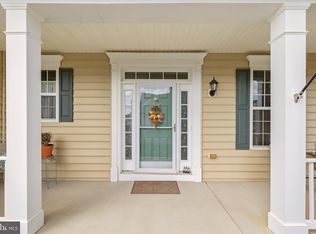 561 Chickamauga Dr, Harpers Ferry, WV 25425