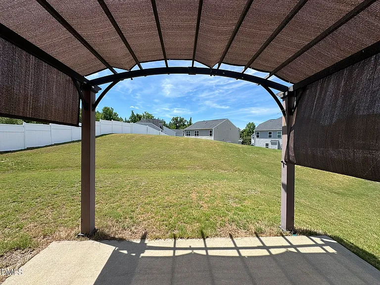 3920 Massey Pointe Ct — Photo 35
