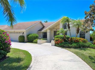 2318 Queens Way, Naples, FL 34112