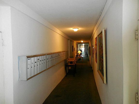 5th image of 3804 Brandt St #3