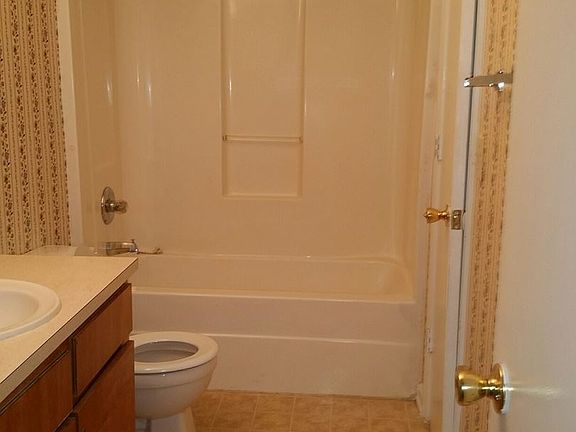 5th image of 1803 7th St APT A