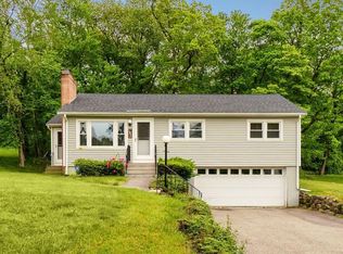 63 Hood Rd, Tewksbury, MA 01876