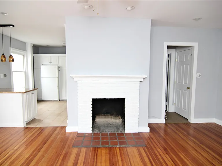 36 Prairie Ave #1 — Photo 10
