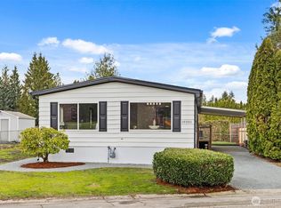 19301 Hollyhills Dr NE, Bothell, WA 98011