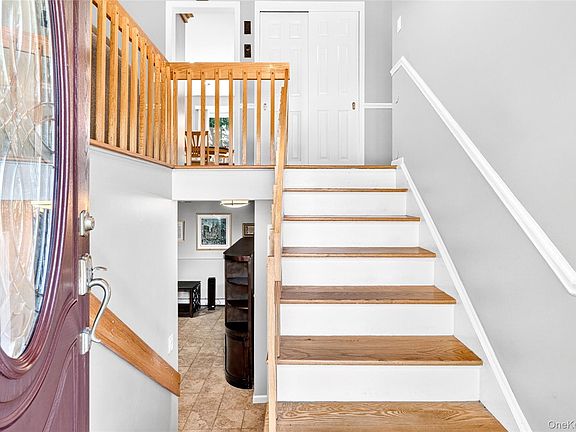 4th image of 4 Rockridge Drive