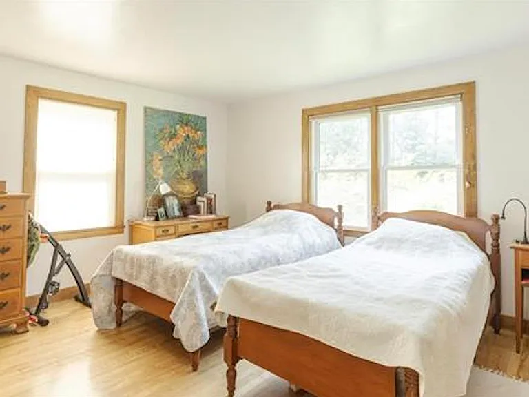 51 Prospect Hill Rd — Photo 24