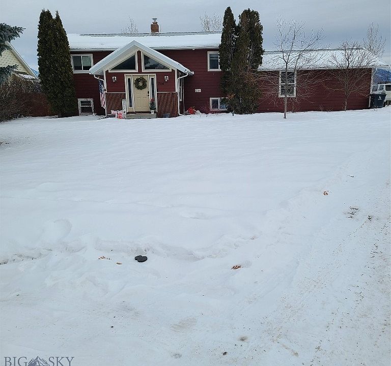 1st image of 704 Al Dr