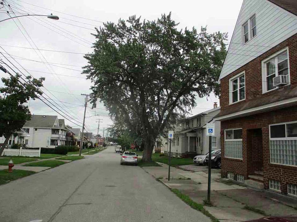 1st image of 4213 Gifford Ave