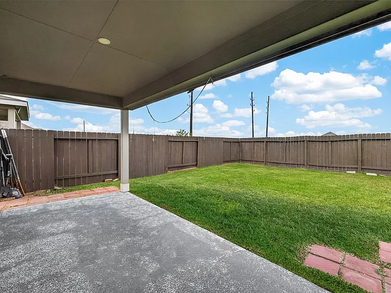 3302 Alberelli Dr — Photo 33