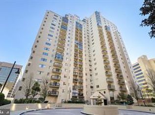 1211 S Eads St APT 1409, Arlington, VA 22202