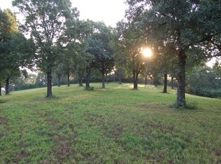 Debuque Rd, Omaha, AR 72662