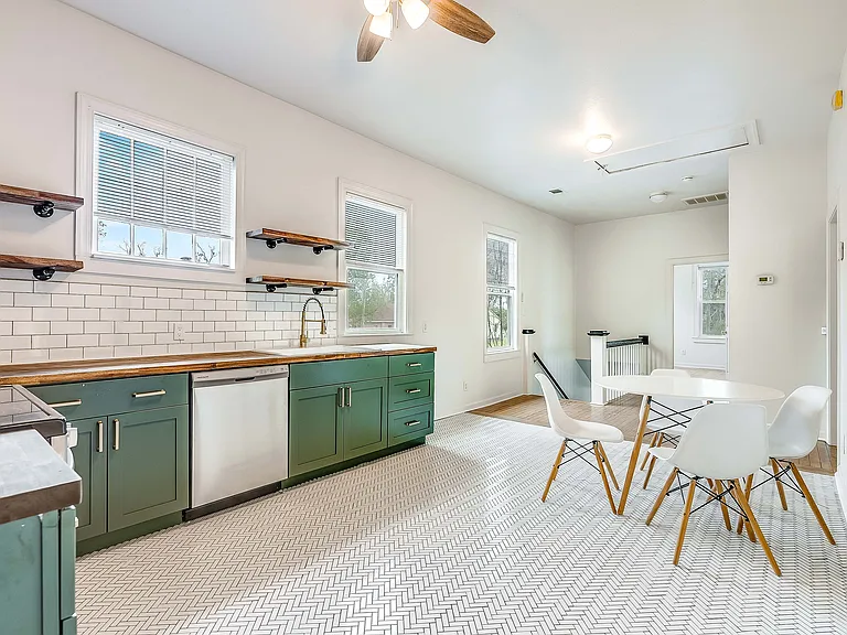 1113 E Park Ave #B — Photo 21