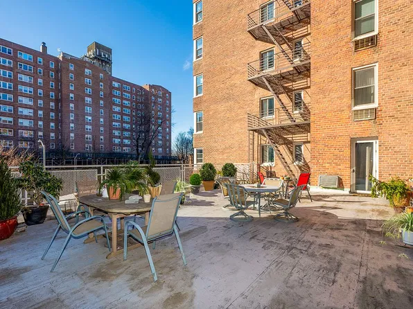 629 Kappock St APT 2P, Bronx, NY 10463