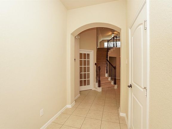 3rd image of 2126 Tonkawa Trl