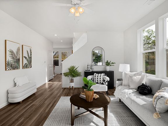 3rd image of 2042 Ravello Way
