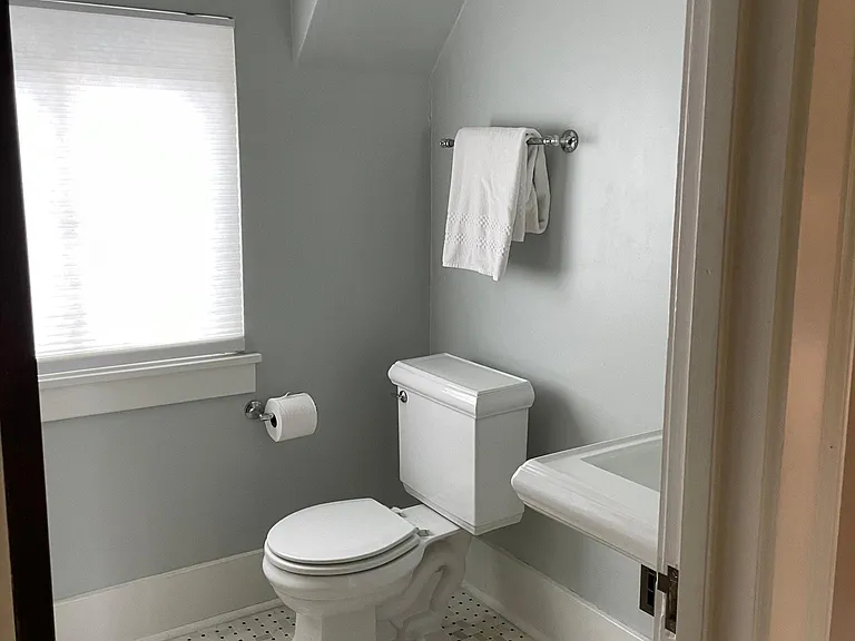 310 W Keech Ave — Photo 16