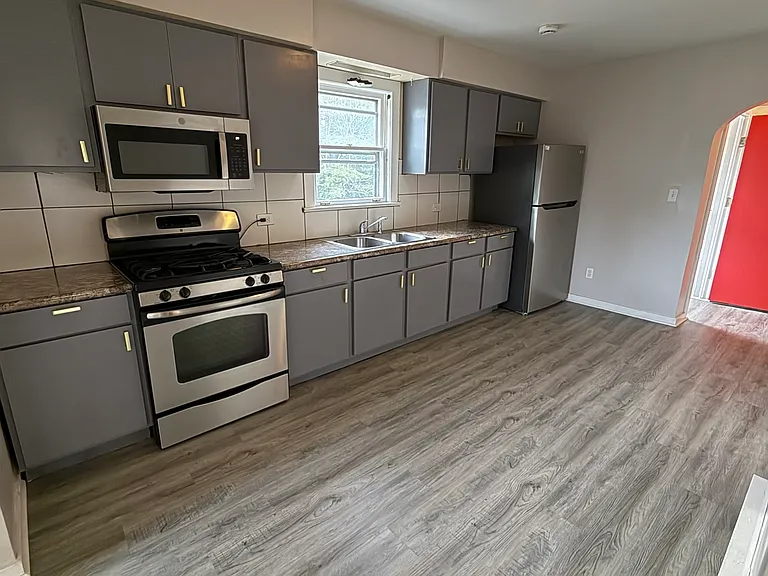 714 Helmholz Ave #2 — Photo 6