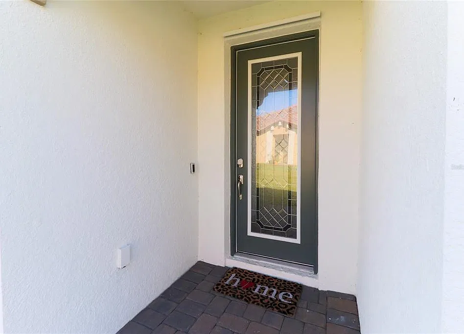 2 bed, 2.0 bath, 1965 sqft, $3,600 — Photo 3