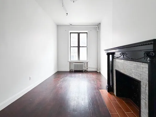 547 West 152nd Street image 2 of 5