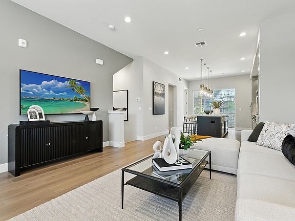 Skyline by Trumark Homes in Alameda, CA I Model