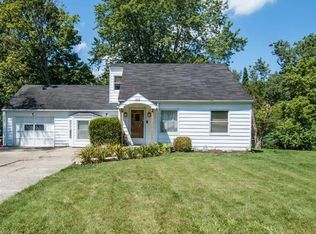1613 Woods Dr, Dayton, OH