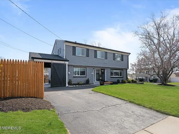 36 Stoneybrook Drive, Old Bridge, NJ 08857