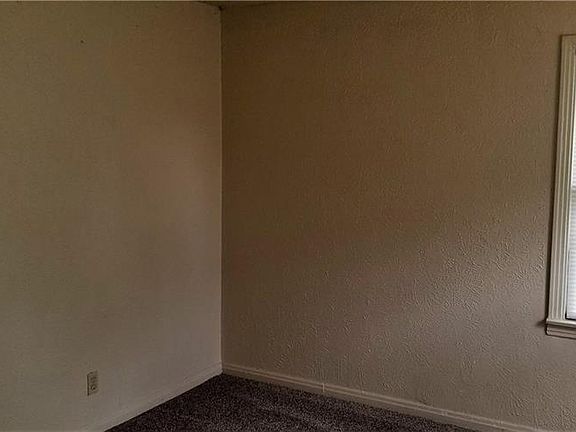 3rd image of 1107 Attas Ave
